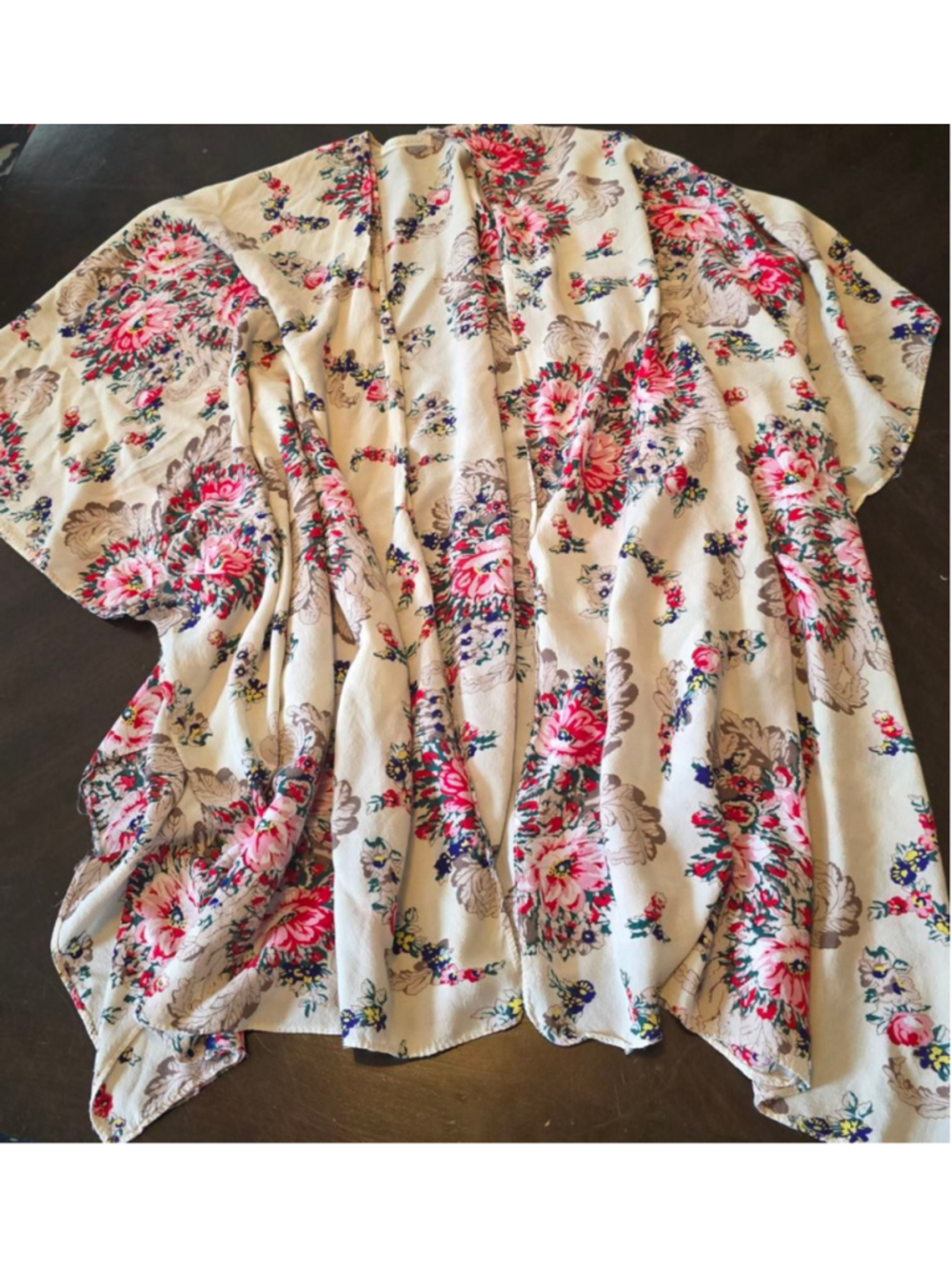 Women's Oversized Beige Floral Kimono Blouse Beach Cover Up One Size Festival